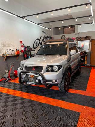 MITSUBISHI PAJERO 2.5 HD 4X4 8V TURBO INTERCOOLER DIESEL 4P MANUAL